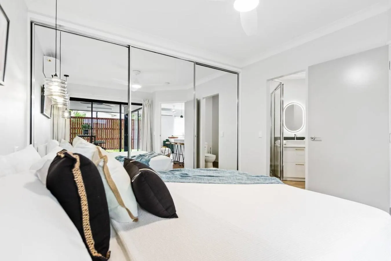 Comfortable 3-Bedroom Home Near City Cairns